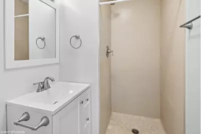 1255 N Sandburg Terrace #1202, Chicago, IL 60610 - Photo 15