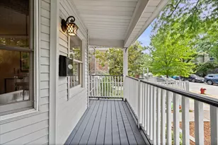 1930 W Wolfram St, Chicago, IL 60657 - Photo 3