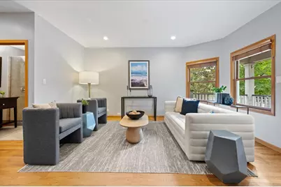 1930 W Wolfram Street, Chicago, IL 60657 - Photo 5