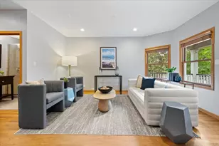 1930 W Wolfram St, Chicago, IL 60657 - Photo 5