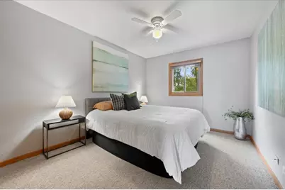 1930 W Wolfram Street, Chicago, IL 60657 - Photo 21