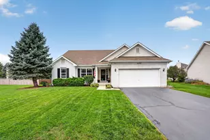 2775 Hobbs Ct, Yorkville, IL 60560 - Photo 3