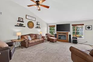 2775 Hobbs Ct, Yorkville, IL 60560 - Photo 29