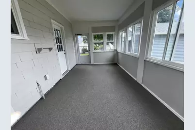 402 S 13th Avenue, Saint Charles, IL 60174 - Photo 5