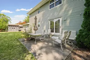 2303 Galen Dr, Champaign, IL 61821 - Photo 41
