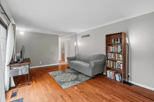 2303 Galen Dr, Champaign, IL 61821 - Photo 13