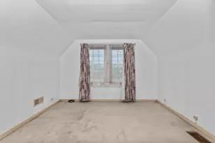327 E 82nd St, Chicago, IL 60619 - Photo 7