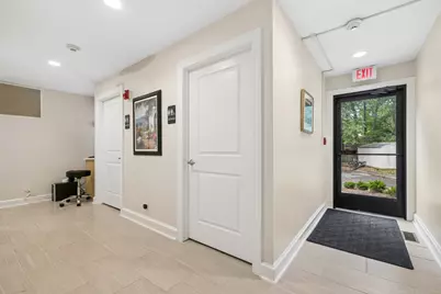 4215 Kirchoff Road, Rolling Meadows, IL 60008 - Photo 17