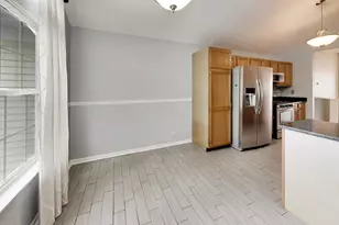 939 Charlela Ln, Elk Grove Village, IL 60007 - Photo 11