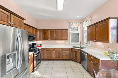 151 Course Drive, Lake in the Hills, IL 60156 - Photo 13