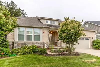 637 Insull Drive, Vernon Hills, IL 60061 - Photo 1