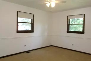 38604 N Waveland Ave, Wadsworth, IL 60083 - Photo 11