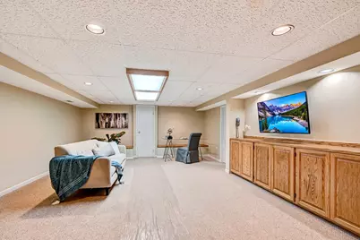 1804 Woodview Court, Darien, IL 60561 - Photo 25