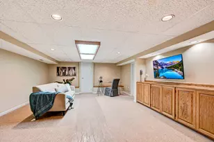 1804 Woodview Ct, Darien, IL 60561 - Photo 25