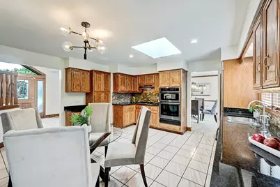 1804 Woodview Court, Darien, IL 60561 - Photo 9