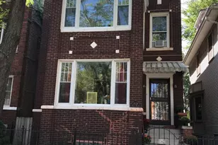 3039 W Wilson Ave, Chicago, IL 60625 - Photo 1
