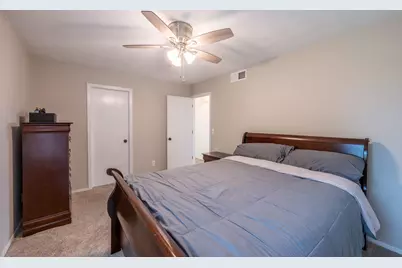 850 Fieldcrest Drive, Byron, IL 61010 - Photo 19