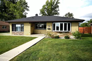6918 W 116th St, Worth, IL 60482 - Photo 1