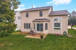 1325 Berkley Rd, Normal, IL 61761 - Photo 3