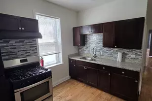 4926 W Rice St, Chicago, IL 60651 - Photo 9