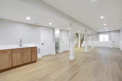 909 Evergreen Avenue, Glen Ellyn, IL 60137 - Photo 29