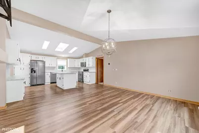 386 Buttercup Lane, Matteson, IL 60443 - Photo 15