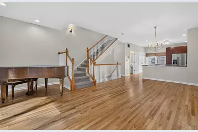 1027 Lincoln Trail, Oak Park, IL 60302 - Photo 5