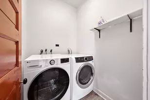 907 W Fullerton Ave, Chicago, IL 60614 - Photo 29