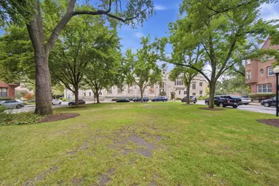 907 W Fullerton Avenue, Chicago, IL 60614 - Photo 33
