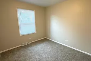 796 E 163rd St, South Holland, IL 60473 - Photo 7