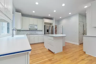 707 S Windsor Court, Lake Forest, IL 60045 - Photo 11