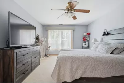 1994 Gary Court #B, Schaumburg, IL 60193 - Photo 15