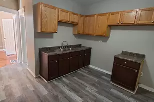 7811 S Champlain Ave, Chicago, IL 60619 - Photo 5