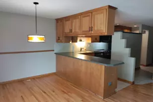 2 Cour La Salle, Palos Hills, IL 60465 - Photo 7