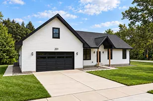 201 Capri Dr Dr, Round Lake, IL 60073 - Photo 25