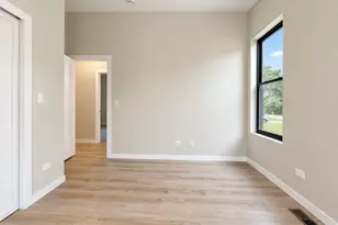 201 Capri Dr Dr, Round Lake, IL 60073 - Photo 15