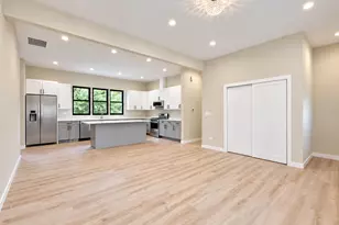201 Capri Dr Dr, Round Lake, IL 60073 - Photo 5