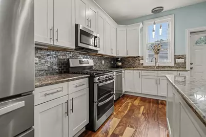 4628 S Langley Avenue, Chicago, IL 60653 - Photo 7