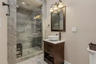 4628 S Langley Ave, Chicago, IL 60653 - Photo 11