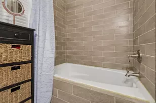 4628 S Langley Ave, Chicago, IL 60653 - Photo 21
