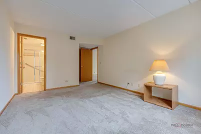 1470 Jefferson Street #204, Des Plaines, IL 60016 - Photo 23