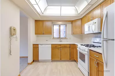 1470 Jefferson Street #204, Des Plaines, IL 60016 - Photo 15