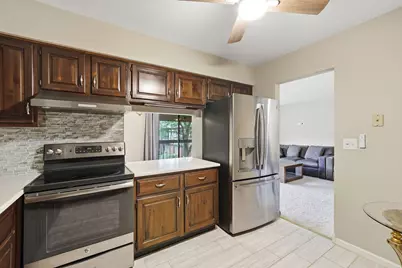 6157 Willowhill Road #D, Willowbrook, IL 60527 - Photo 9