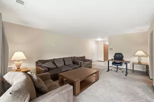 6157 Willowhill Rd, Willowbrook, IL 60527 - Photo 5