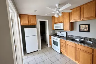 9307 W Irving Park Rd, Schiller Park, IL 60176 - Photo 5
