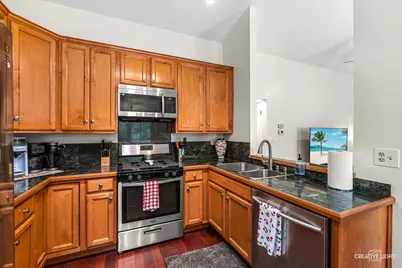 2330 Weatherford Lane, Naperville, IL 60565 - Photo 7