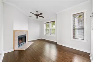 871 W Cornelia Ave, Chicago, IL 60657 - Photo 3