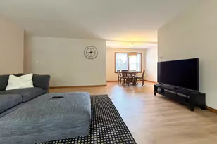 914 W St James St, Arlington Heights, IL 60005 - Photo 5