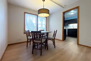 914 W St James St, Arlington Heights, IL 60005 - Photo 9