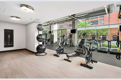 910 W Huron Street #802, Chicago, IL 60642 - Photo 17